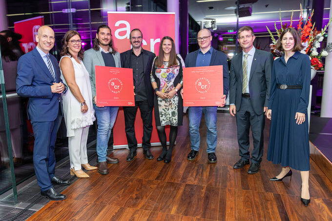 Award ceremony for the ACR Innovation Prize to the research team of the Mindwood project.