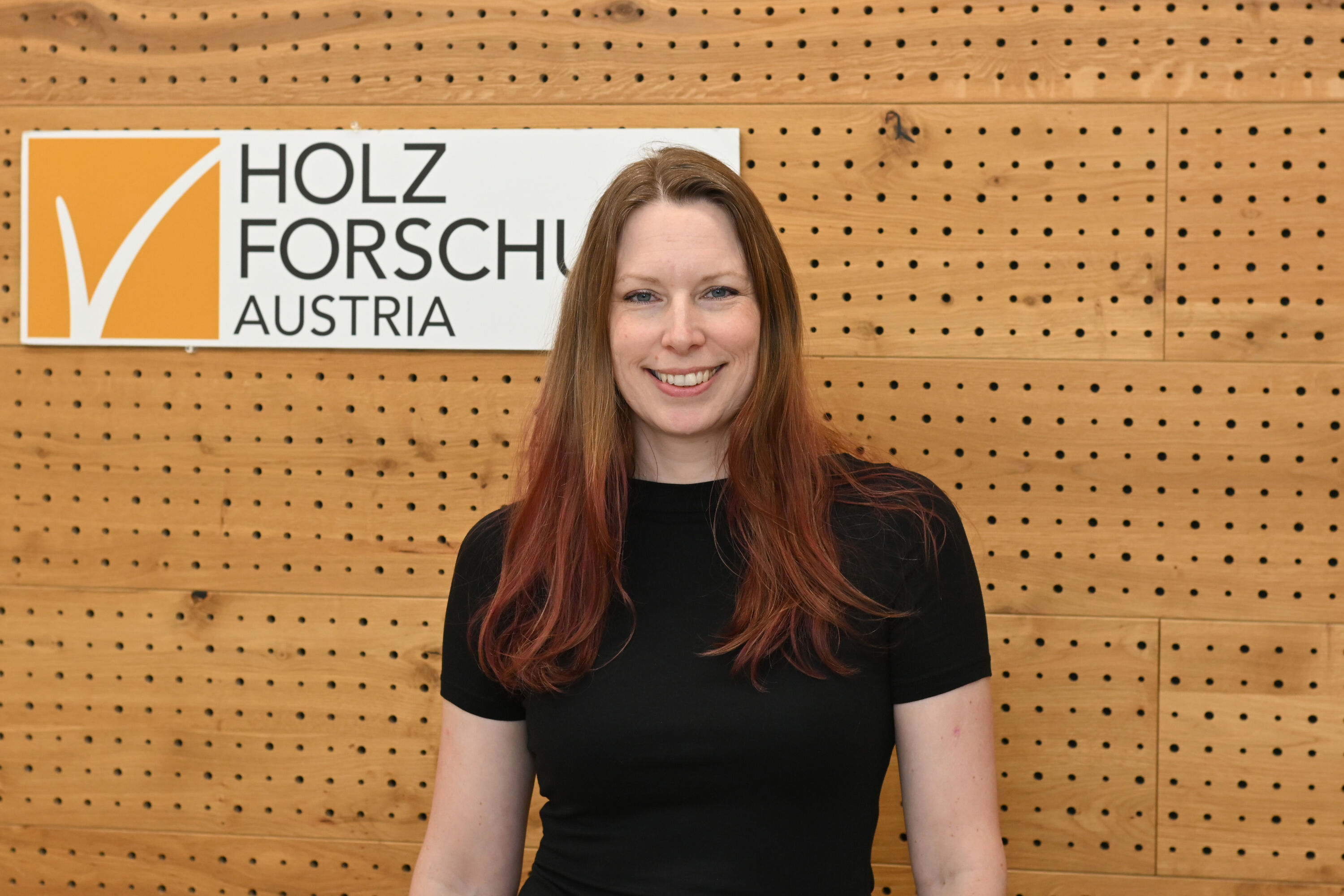 Elisabeth Habla in the Holzforschung Austria studio.